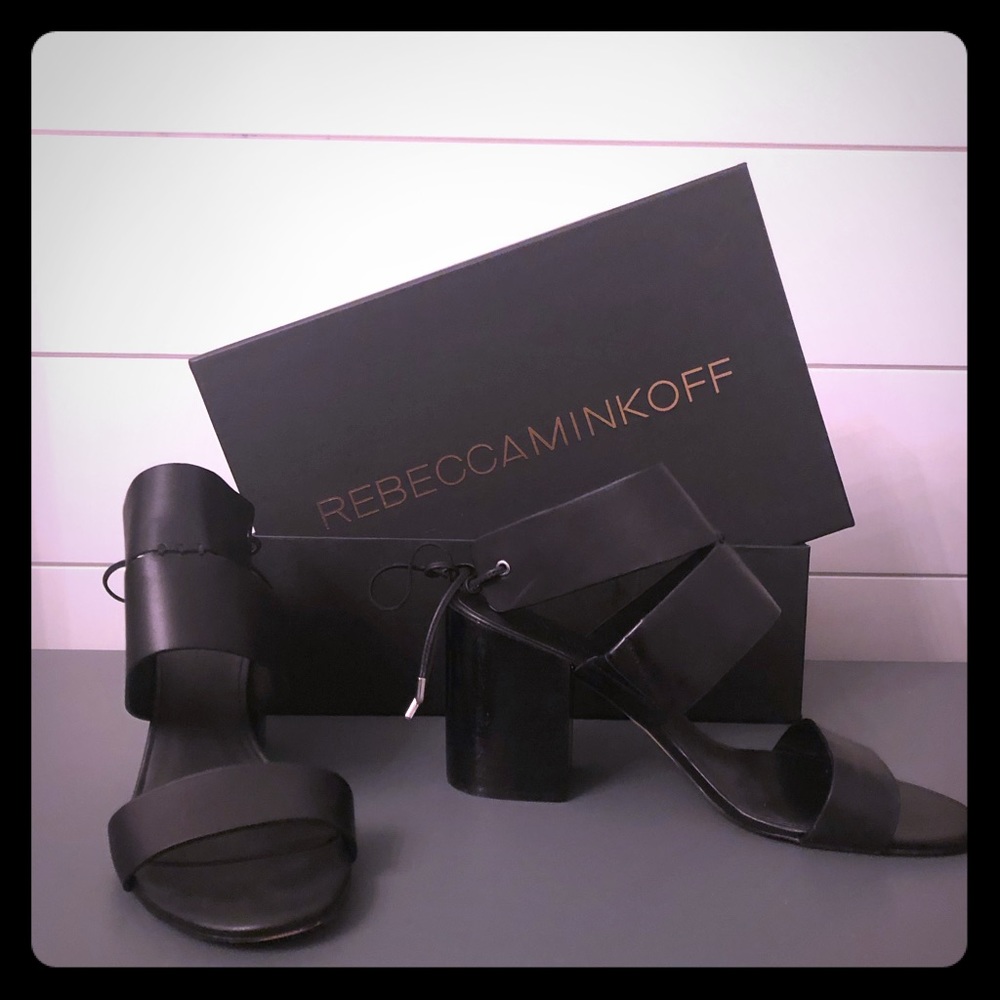 Heeled sandal